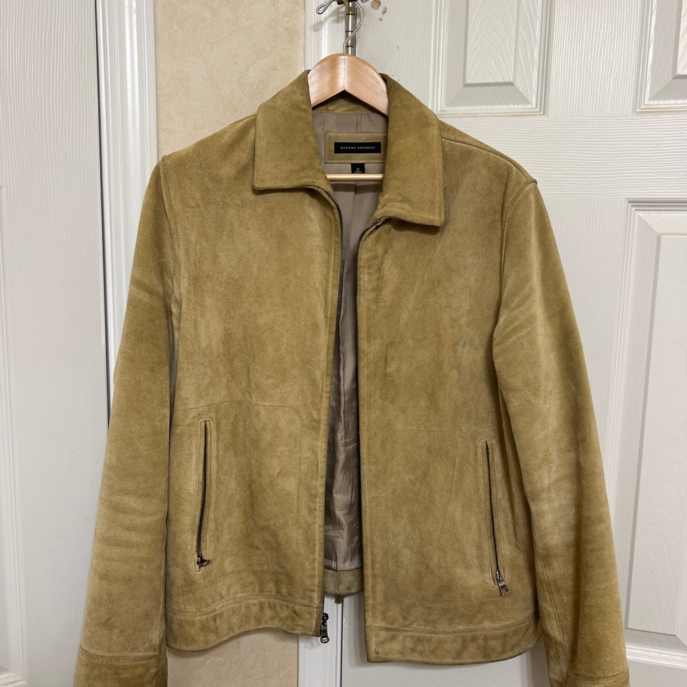 Banana Republic 100%  leather Tan Suede Jacket